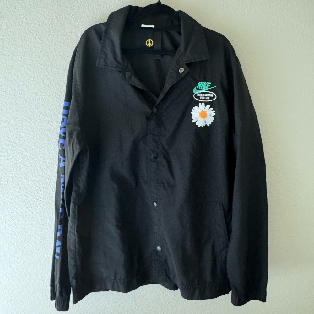 Nike Lightweight Shirt – Size L